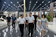 “纺织之光”考察组走进3522浦京集团vip